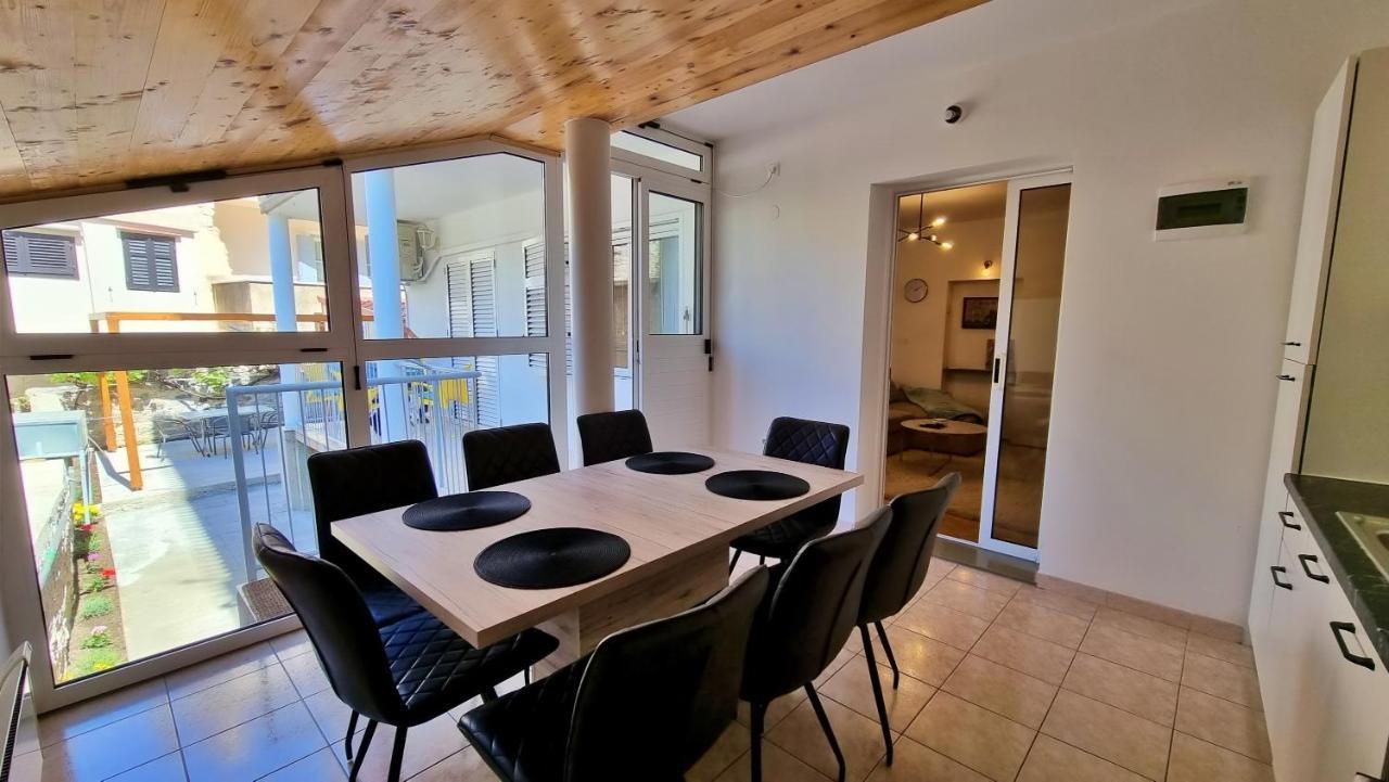 Apartment Hana 奥米什 外观 照片