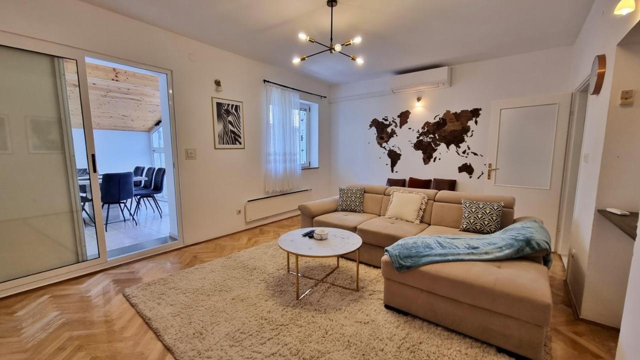Apartment Hana 奥米什 外观 照片
