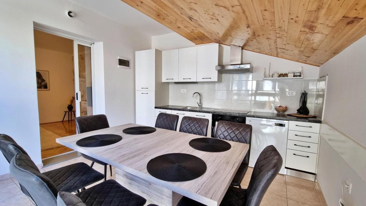 Apartment Hana 奥米什 外观 照片