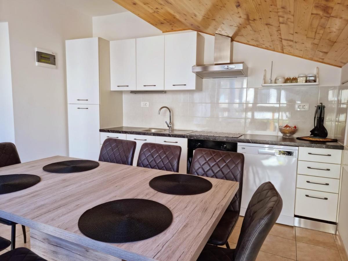 Apartment Hana 奥米什 外观 照片